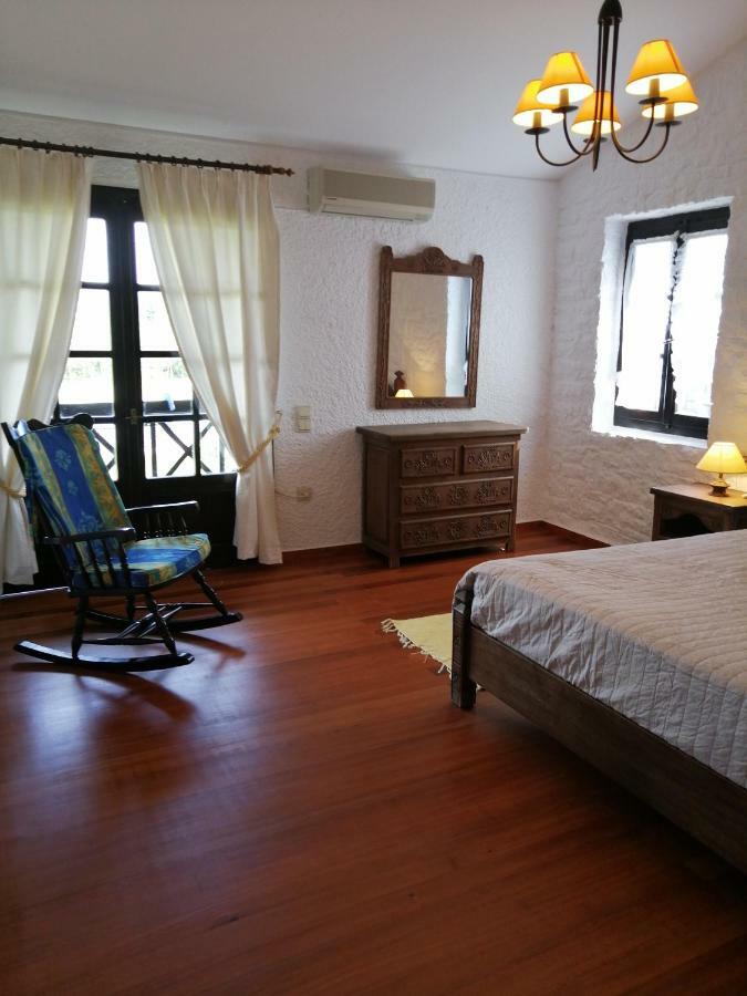 Orange Grove Villa Nea Tirins Eksteriør billede